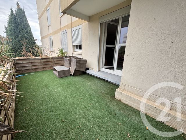 Appartement T2 &agrave; louer - 2 pi&egrave;ces - 50,43 m2 - Nimes - 30 - LANGUEDOC-ROUSSILLON