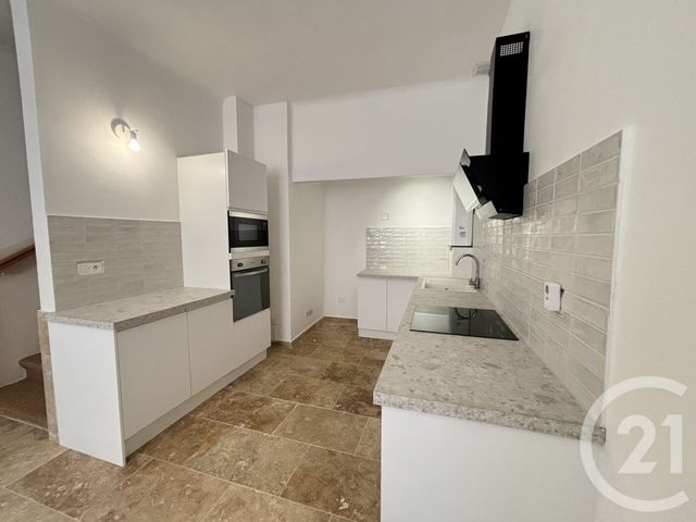 Appartement T2 &agrave; louer - 2 pi&egrave;ces - 46,67 m2 - Nimes - 30 - LANGUEDOC-ROUSSILLON