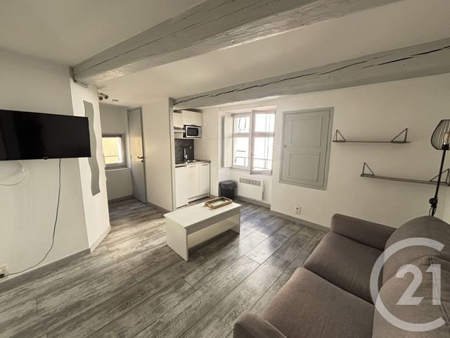Appartement Studio &agrave; louer - 1 pi&egrave;ce - 17,12 m2 - Nimes - 30 - LANGUEDOC-ROUSSILLON
