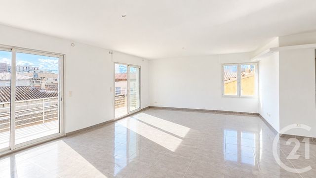 Appartement 4 pièces 108 m² · à Nîmes · 108 m² · 290 000 €