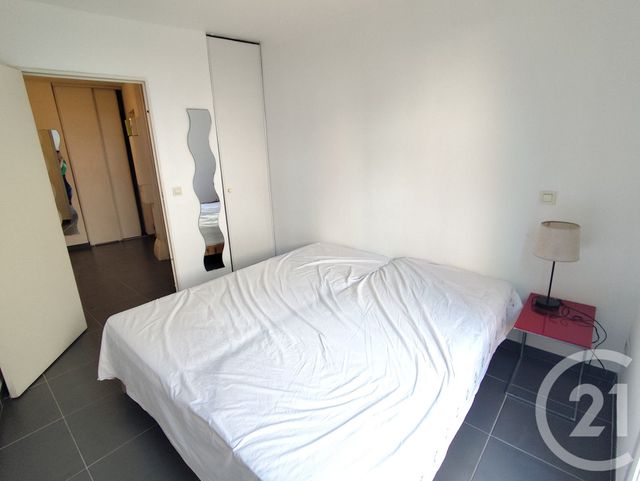 Appartement F2 &agrave; louer - 2 pi&egrave;ces - 43,43 m2 - Nimes - 30 - LANGUEDOC-ROUSSILLON