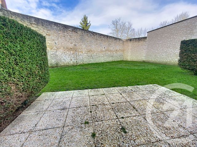 Appartement F4 &agrave; louer - 4 pi&egrave;ces - 91,36 m2 - Senlis - 60 - PICARDIE