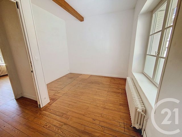 Maison &agrave; louer - 5 pi&egrave;ces - 114 m2 - Senlis - 60 - PICARDIE