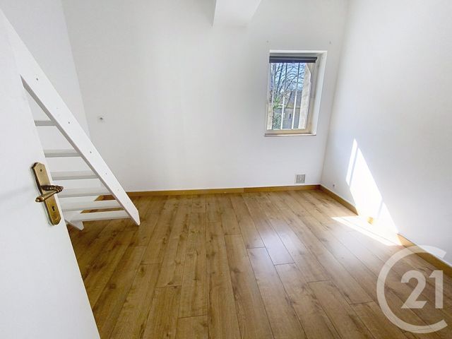 Maison &agrave; louer - 5 pi&egrave;ces - 114 m2 - Senlis - 60 - PICARDIE