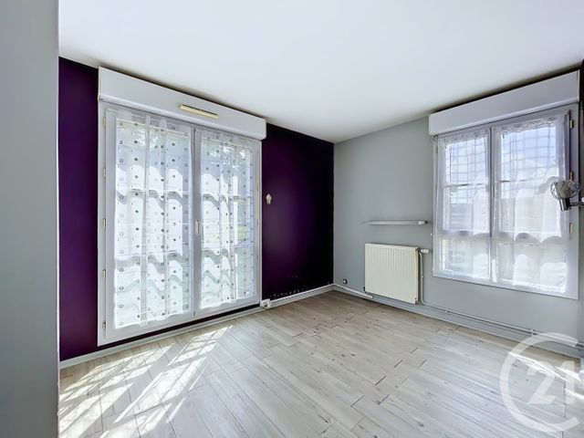 Appartement F3 &agrave; vendre - 3 pi&egrave;ces - 59 m2 - La Chapelle En Serval - 60 - PICARDIE