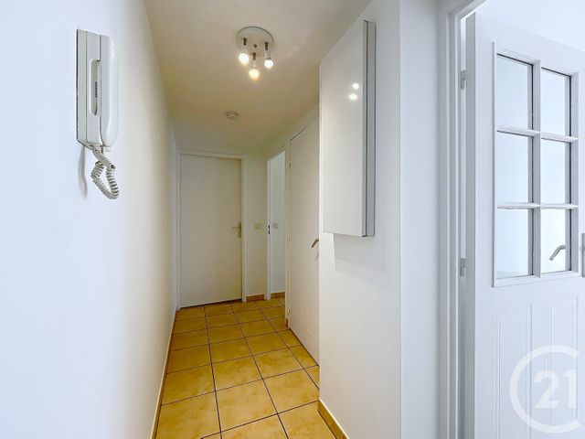 Appartement F3 &agrave; vendre - 3 pi&egrave;ces - 59 m2 - La Chapelle En Serval - 60 - PICARDIE