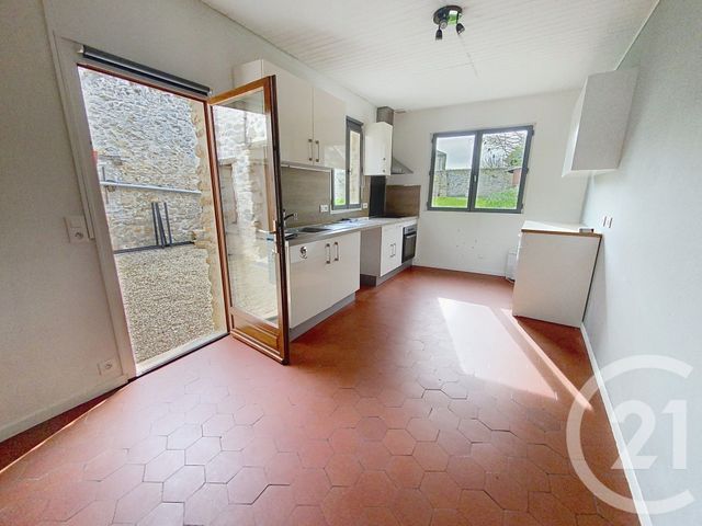 Maison &agrave; louer - 4 pi&egrave;ces - 86,50 m2 - Chamant - 60 - PICARDIE