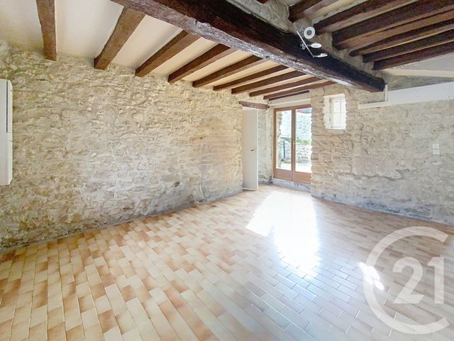 Maison &agrave; louer - 4 pi&egrave;ces - 86,50 m2 - Chamant - 60 - PICARDIE