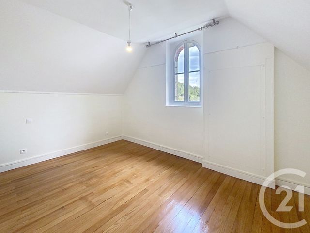 Maison &agrave; louer - 8 pi&egrave;ces - 163,16 m2 - Senlis - 60 - PICARDIE