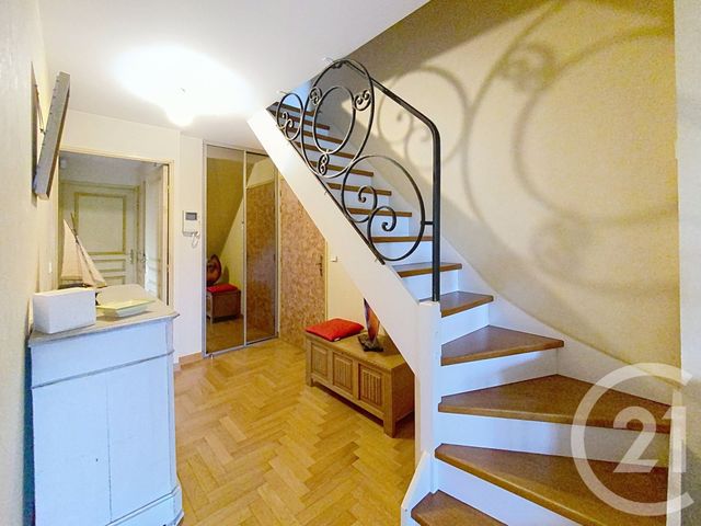 Appartement Duplex &agrave; vendre - 4 pi&egrave;ces - 74 m2 - Senlis - 60 - PICARDIE