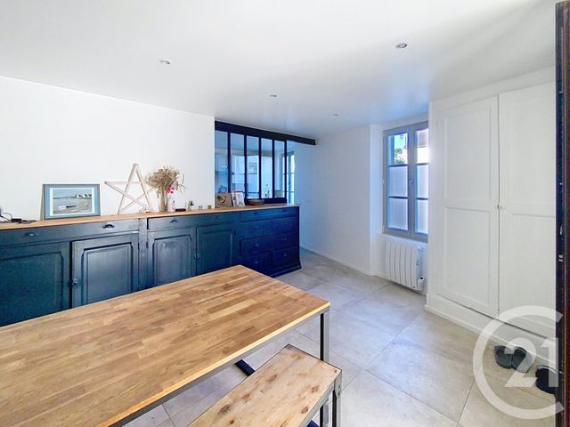 Maison &agrave; louer - 4 pi&egrave;ces - 110 m2 - Senlis - 60 - PICARDIE