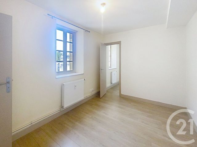 Appartement F3 &agrave; louer - 3 pi&egrave;ces - 84,12 m2 - Senlis - 60 - PICARDIE