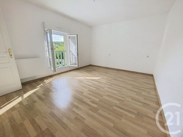 Appartement Duplex &agrave; vendre - 4 pi&egrave;ces - 75,81 m2 - Senlis - 60 - PICARDIE