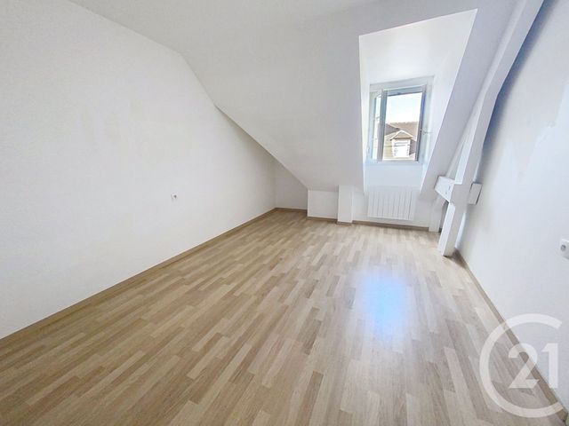 Appartement Duplex &agrave; vendre - 4 pi&egrave;ces - 75,81 m2 - Senlis - 60 - PICARDIE