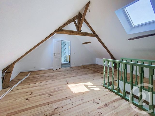 Maison &agrave; louer - 5 pi&egrave;ces - 142 m2 - Senlis - 60 - PICARDIE