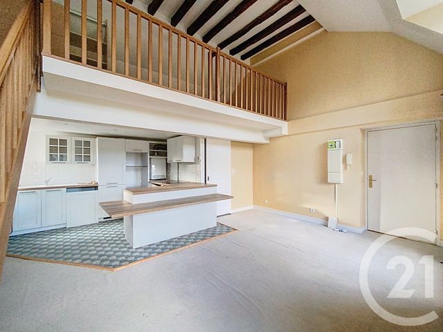 Appartement Duplex à vendre - 4 pièces - 79,83 m2 - Senlis - 60 - PICARDIE