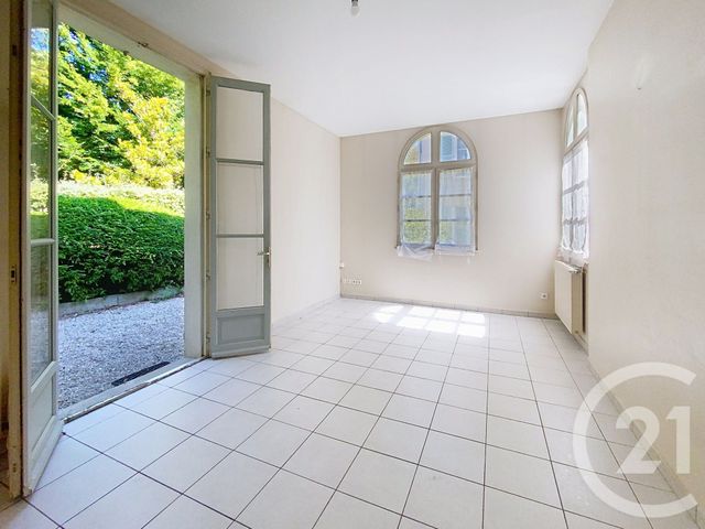 Appartement Duplex &agrave; louer - 4 pi&egrave;ces - 103,90 m2 - Senlis - 60 - PICARDIE