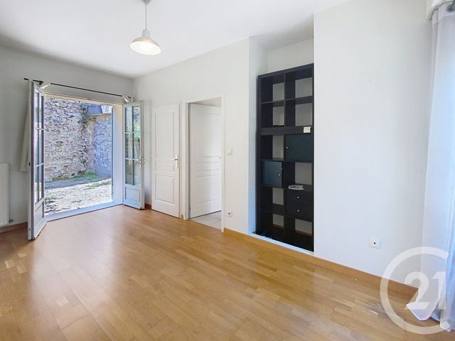 Appartement Duplex &agrave; louer - 4 pi&egrave;ces - 103,90 m2 - Senlis - 60 - PICARDIE