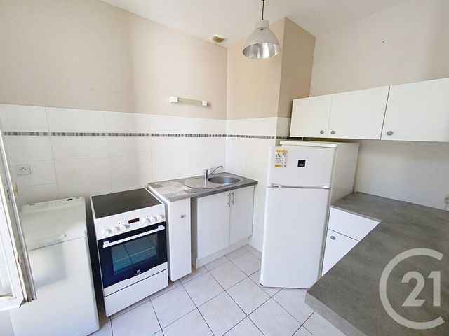 Appartement Studio &agrave; louer - 1 pi&egrave;ce - 29 m2 - Senlis - 60 - PICARDIE