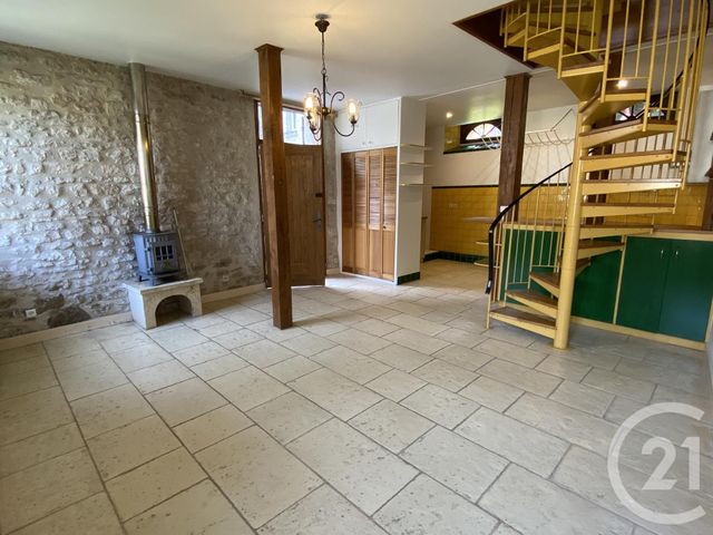 Maison à louer - 2 pièces - 63 m2 - Senlis - 60 - PICARDIE