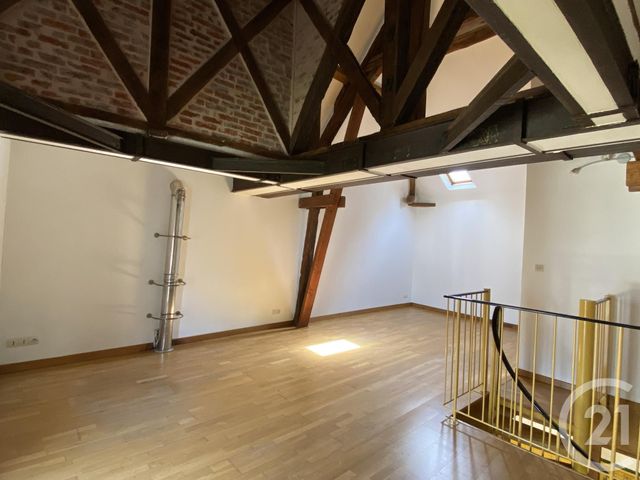 Maison à louer - 2 pièces - 63 m2 - Senlis - 60 - PICARDIE