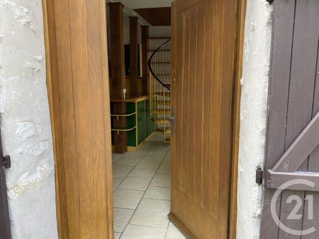 Maison à louer - 2 pièces - 63 m2 - Senlis - 60 - PICARDIE