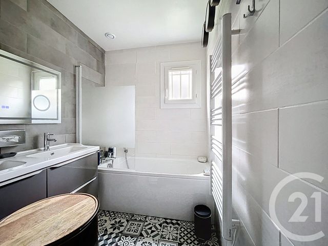 Maison &agrave; vendre - 4 pi&egrave;ces - 120,22 m2 - Senlis - 60 - PICARDIE