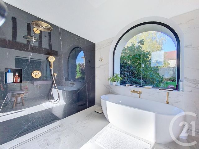 Maison à vendre - 4 pièces - 220,44 m2 - Senlis - 60 - PICARDIE