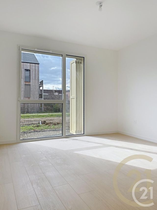 Appartement F4 à vendre - 4 pièces - 80,85 m2 - Senlis - 60 - PICARDIE