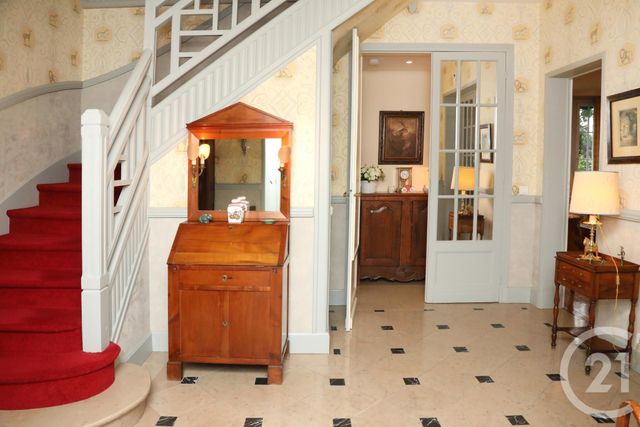 Maison à vendre - 10 pièces - 245 m2 - Senlis - 60 - PICARDIE