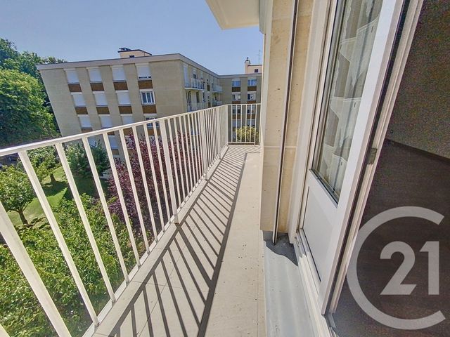 Appartement F3 bis à louer - 4 pièces - 72,27 m2 - Senlis - 60 - PICARDIE