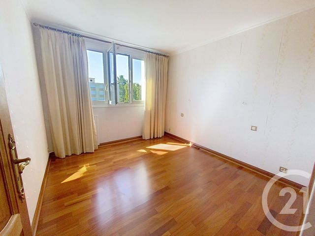 Appartement F3 bis à louer - 4 pièces - 72,27 m2 - Senlis - 60 - PICARDIE