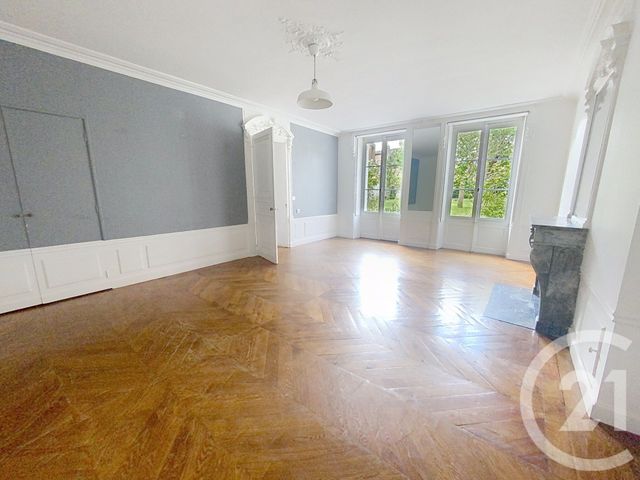 Maison à louer - 8 pièces - 164,69 m2 - Senlis - 60 - PICARDIE