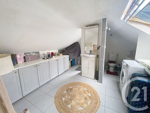 Appartement F3 à vendre - 3 pièces - 61,74 m2 - Senlis - 60 - PICARDIE