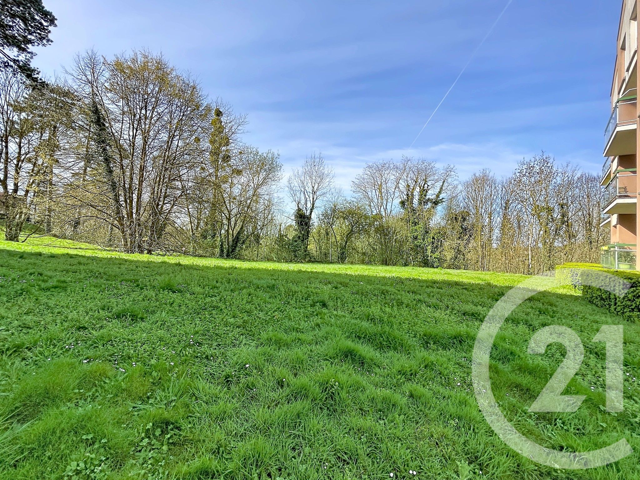 Appartement F1 à vendre - 1 pièce - 24 m2 - Senlis - 60 - PICARDIE — 9
