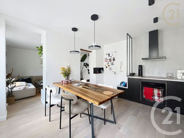 Appartement F4 &agrave; vendre - 3 pi&egrave;ces - 63 m2 - Paris - 75018 - ILE-DE-FRANCE