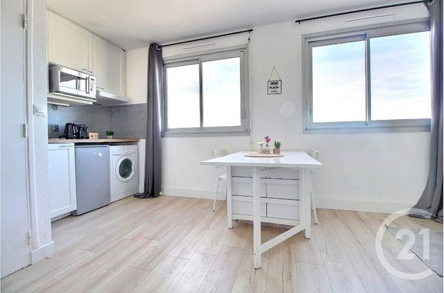Appartement a vendre  - 1 pièce(s) - 22.9 m2 - Surfyn