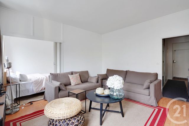 Appartement F2 à vendre - 3 pièces - 52,78 m2 - Paris - 75018 - ILE-DE-FRANCE