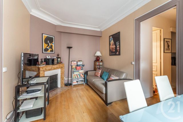 Appartement à vendre - 3 pièces - 60 m2 - Paris - 75018 - ILE-DE-FRANCE