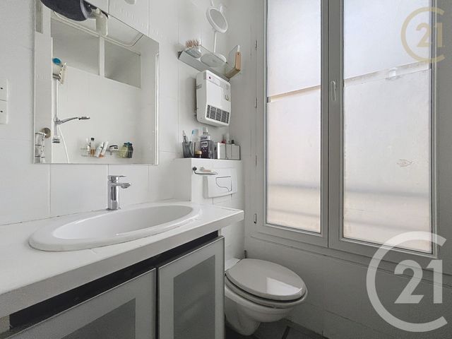 Appartement F1 à vendre - 1 pièce - 26,11 m2 - Paris - 75018 - ILE-DE-FRANCE