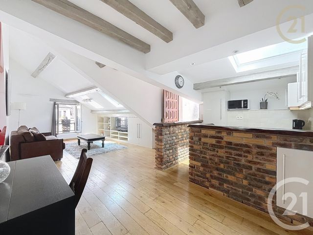 Appartement F2 à vendre - 2 pièces - 47 m2 - Paris - 75018 - ILE-DE-FRANCE