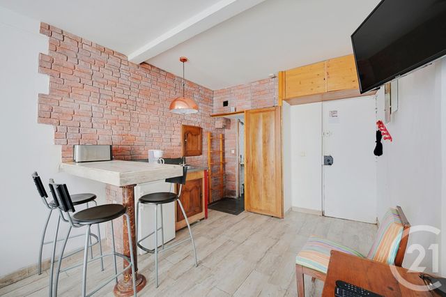 Appartement F1 à vendre - 1 pièce - 24 m2 - Paris - 75018 - ILE-DE-FRANCE