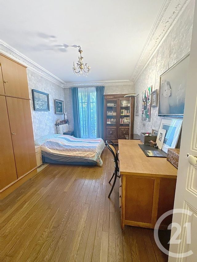 Appartement F3 à vendre - 4 pièces - 80 m2 - Paris - 75018 - ILE-DE-FRANCE