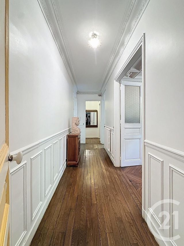 Appartement F3 à vendre - 4 pièces - 80 m2 - Paris - 75018 - ILE-DE-FRANCE