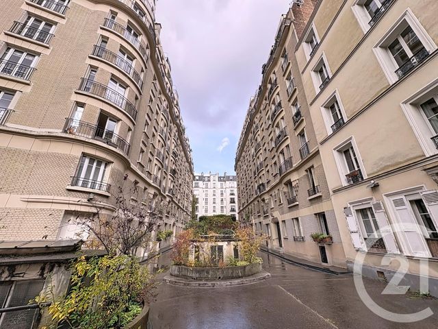 Appartement F2 à vendre PARIS