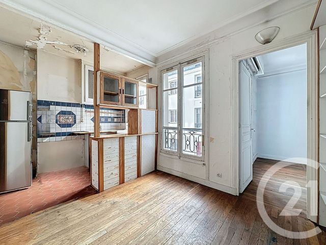 Appartement F5 à vendre - 5 pièces - 91 m2 - Paris - 75018 - ILE-DE-FRANCE