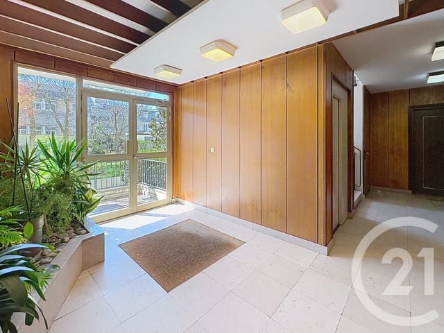 Appartement F1 à vendre - 1 pièce - 25,50 m2 - Paris - 75018 - ILE-DE-FRANCE