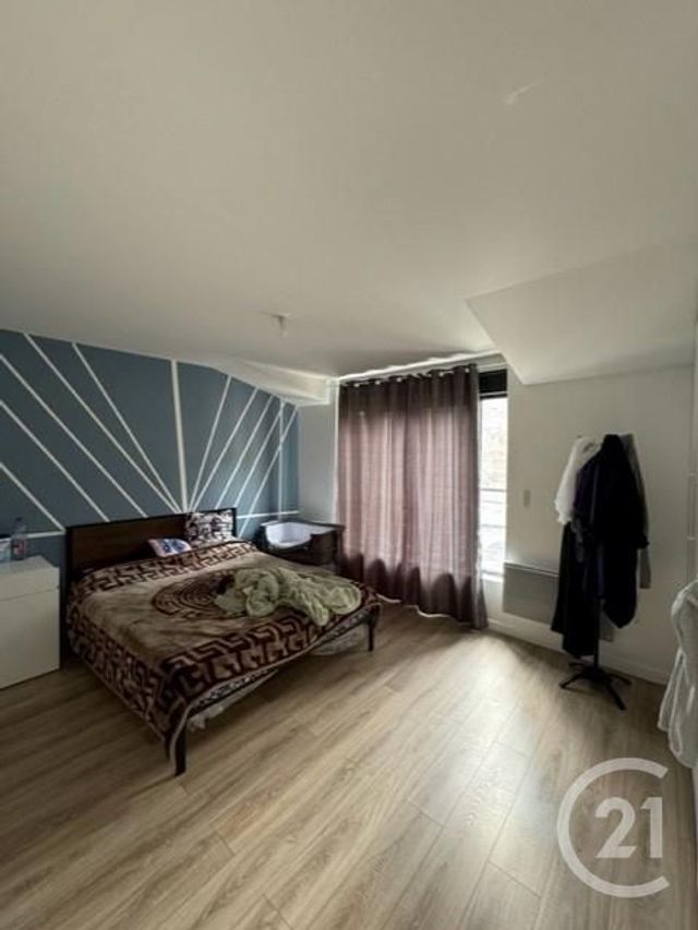 Appartement F3 à vendre - 3 pièces - 61,90 m2 - Aubervilliers - 93 - ILE-DE-FRANCE