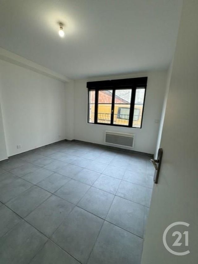 Appartement F4 à vendre - 4 pièces - 74 m2 - Aubervilliers - 93 - ILE-DE-FRANCE