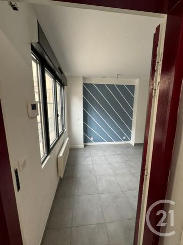 Appartement F4 à vendre - 4 pièces - 74 m2 - Aubervilliers - 93 - ILE-DE-FRANCE